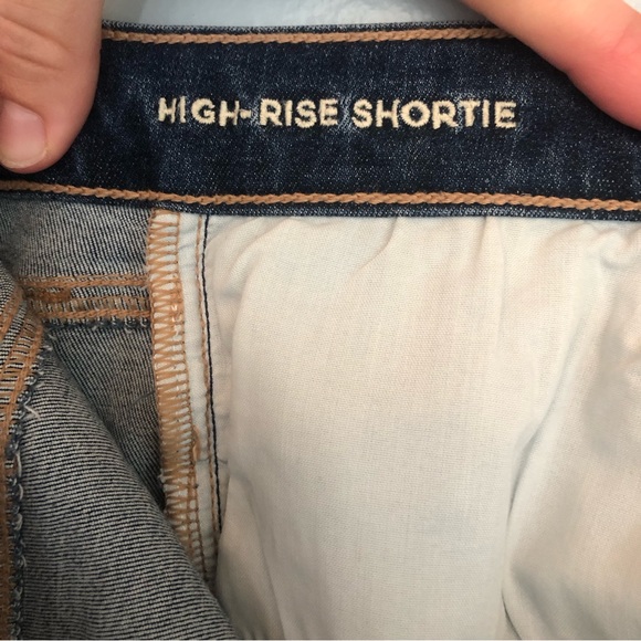 American Eagle Ne(x)t Level High-Waisted Short Shorts size 6 - Picture 7 of 8